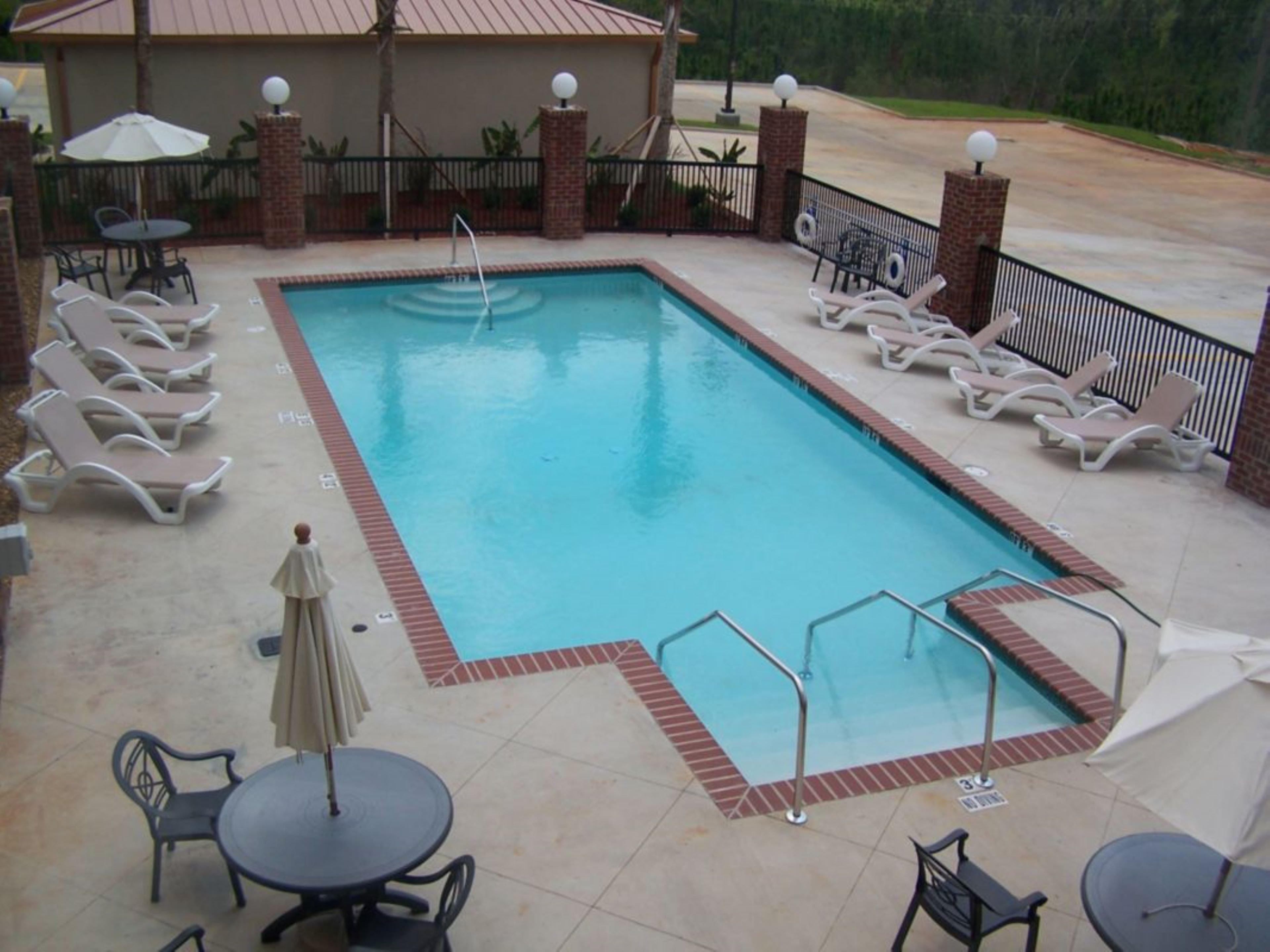 Holiday Inn Express Hotel & Suites Lucedale By Ihg Exterior photo